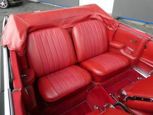 Imagen 15/26 de Mercedes-Benz 220 SE b (1963)
