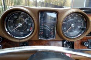 Bild 24/36 von Mercedes-Benz 280 SE 3,5 (1970)