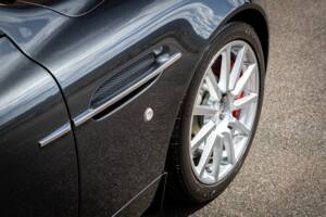 Bild 18/50 von Aston Martin V12 Vanquish S (2005)