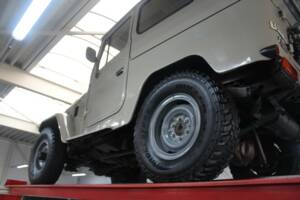 Image 11/50 of Toyota Land Cruiser BJ 40 (1980)