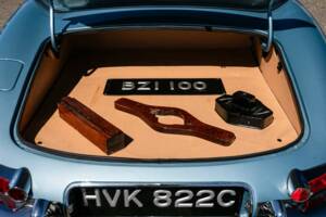 Bild 39/44 von Jaguar E-Type 4.2 (1965)