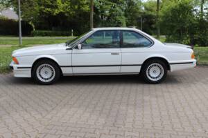 Image 3/28 of BMW 635 CSi (1989)