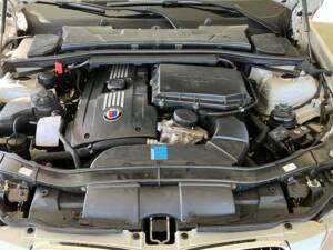 Bild 10/23 von ALPINA B3 S Bi-Turbo (2010)