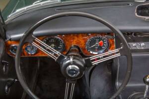 Imagen 16/20 de Austin-Healey 3000 Mk III (BJ8) (1966)