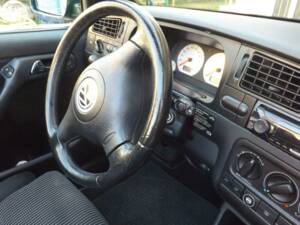 Bild 30/50 von Volkswagen Golf III Cabrio 1.6 (1998)