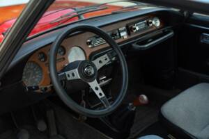 Image 39/50 of Lancia Fulvia Safari (1976)