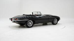 Imagen 2/15 de Jaguar E-Type 4.2 (1966)
