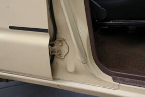 Immagine 33/50 di Toyota Land Cruiser FJ 60 (1984)