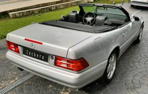 Image 4/14 of Mercedes-Benz SL 320 (1999)