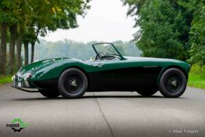 Image 25/59 of Austin-Healey 100&#x2F;6 (BN6) (1958)