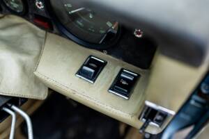 Bild 22/50 von Maserati Khamsin (1977)
