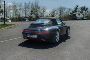 Immagine 13/134 di Porsche 911 Carrera (1995)