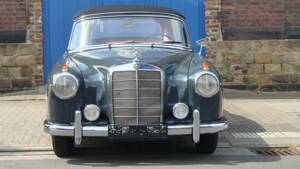 Bild 50/73 von Mercedes-Benz 220 S Cabriolet (1957)