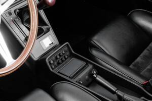 Bild 19/48 von Alfa Romeo 2.0 Spider (1993)