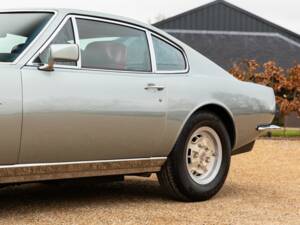 Bild 38/50 von Aston Martin V8 (1978)