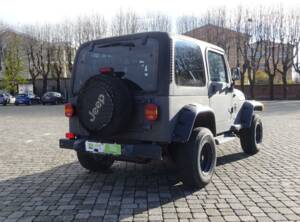 Image 29/42 de Jeep Wrangler Sport Hardtop 2.5 (1997)