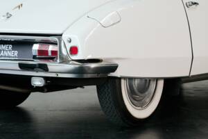 Bild 50/50 von Citroën DS 21 Pallas (1966)