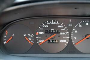 Bild 4/49 von Porsche 944 S2 (1990)
