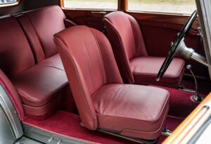Image 21/25 de Alvis 4.3 Liter Saloon (1937)