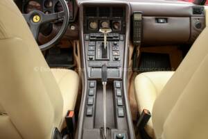Image 20/42 de Ferrari 412 (1986)