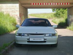 Image 13/50 de Subaru SVX 4WD (1900)