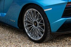 Image 48/50 of Lamborghini Aventador S (2018)