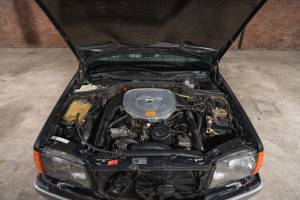 Image 46/50 of Mercedes-Benz 500 SEL (1988)
