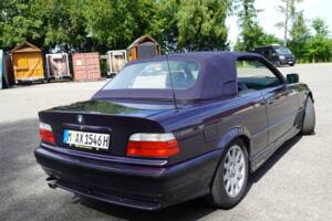 Image 19/21 de BMW 320i (1994)