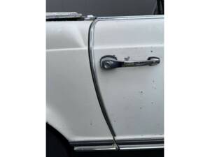 Bild 24/50 von Mercedes-Benz 230 SL (1966)