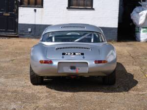 Image 29/50 de Jaguar E-Type "Semi-Lightweight" (1970)