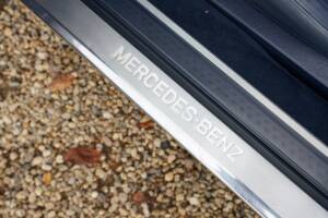 Image 37/50 de Mercedes-Benz 300 SL (1991)