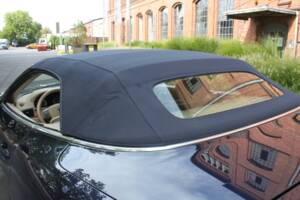 Image 17/23 of Jaguar XK 4.2 (2006)