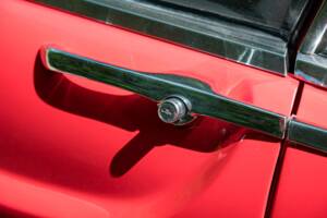 Image 9/50 of Volvo 1800 S (1968)