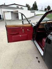 Bild 16/50 von Jaguar S-Type 3.8 (1966)