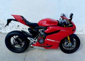 Image 2/5 de Ducati DUMMY (2012)