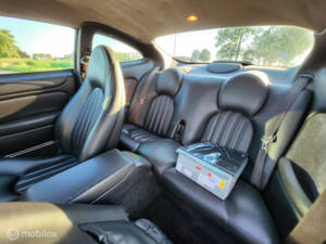 Image 30/35 of Jaguar XKR (1998)