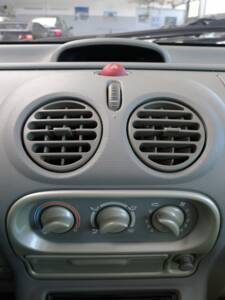 Imagen 12/40 de Renault Twingo 1.2 (2000)
