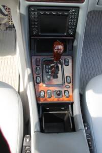 Bild 29/42 von Mercedes-Benz CLK 430 (2002)