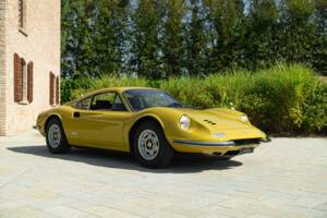 Image 3/50 of Ferrari Dino 246 GT (1971)