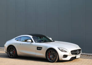 Image 7/56 of Mercedes-AMG GT-S (2017)