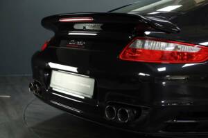 Image 22/30 of Porsche 911 Turbo (2006)