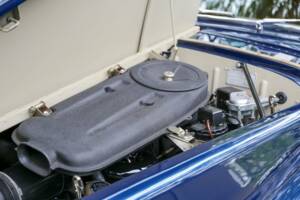 Image 38/49 of Bentley S 3 Continental Flying Spur (1964)