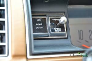 Image 44/50 de Buick Electra 225 Hardtop (1976)