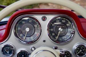 Imagen 9/50 de Mercedes-Benz 300 SL &quot;Gullwing&quot; (1955)