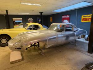 Imagen 2/13 de Jaguar E-Type 4.2 (1965)