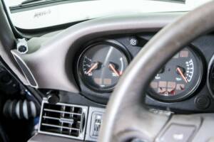 Bild 22/50 von Porsche 911 Carrera 2 (1991)