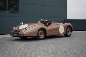 Image 32/50 of Jaguar XK 120 OTS (1950)