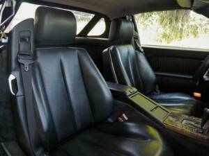 Image 22/39 de Mercedes-Benz 280 SL (1900)