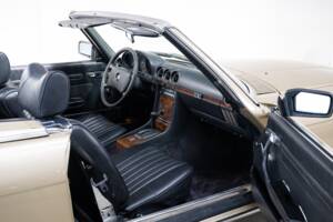 Bild 10/36 von Mercedes-Benz 350 SEL (1978)