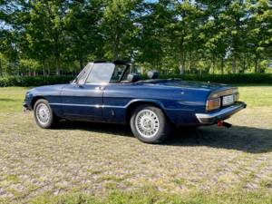 Bild 9/22 von Alfa Romeo 2000 Spider Veloce (1979)
